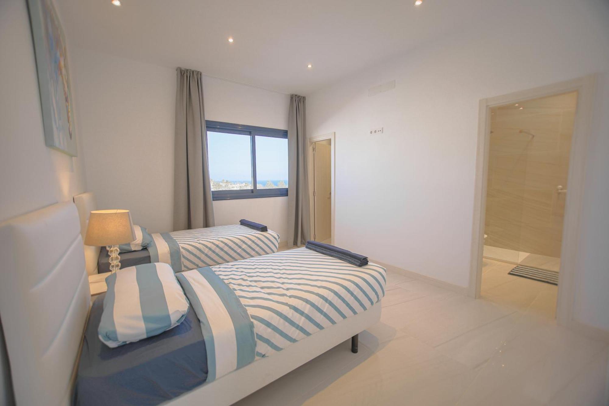 Atlantico Plaza Apartments ปูแอร์โตเดลคาร์เมน ภายนอก รูปภาพ